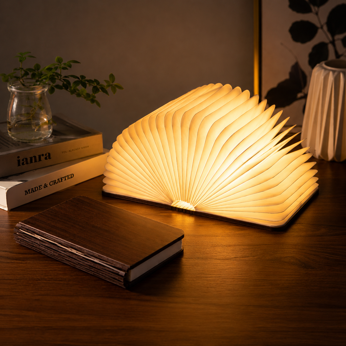 Foldlume™ – Magnetische Buchleuchte aus Holz mit LED-Beleuchtung